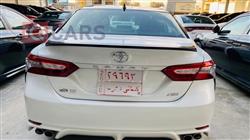 تۆیۆتا کامری